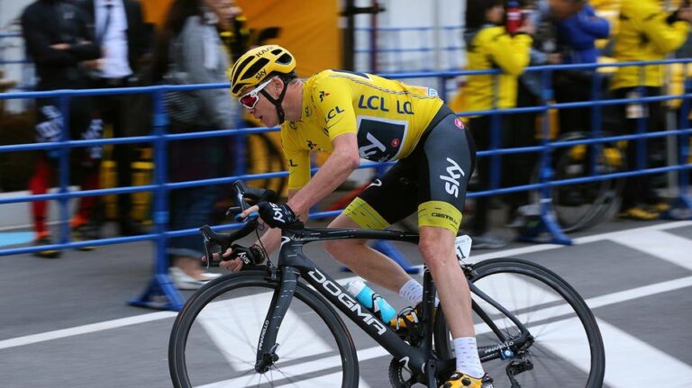 Триумфатор Tour de France получи серьезные травмы в результате аварии во время тренировки