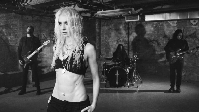 The Pretty Reckless возвращаются с новым синглом «For I Am Death» после четырехлетнего перерыва
