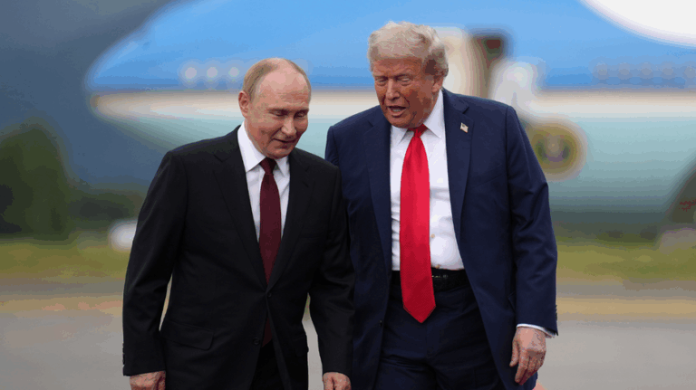 Путин использует дипломатические игры, чтобы избегать санкций и продолжать бомбежки Украины