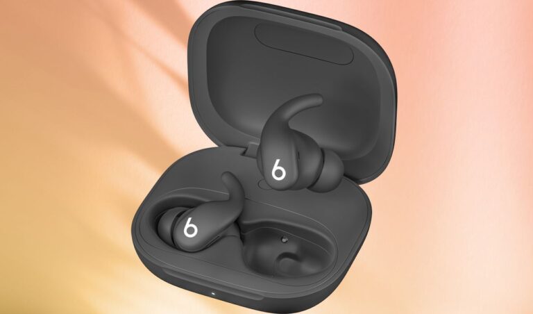 Новая серия Powerbeats: более доступные спортивные наушники от Apple и Beats уже этой осенью