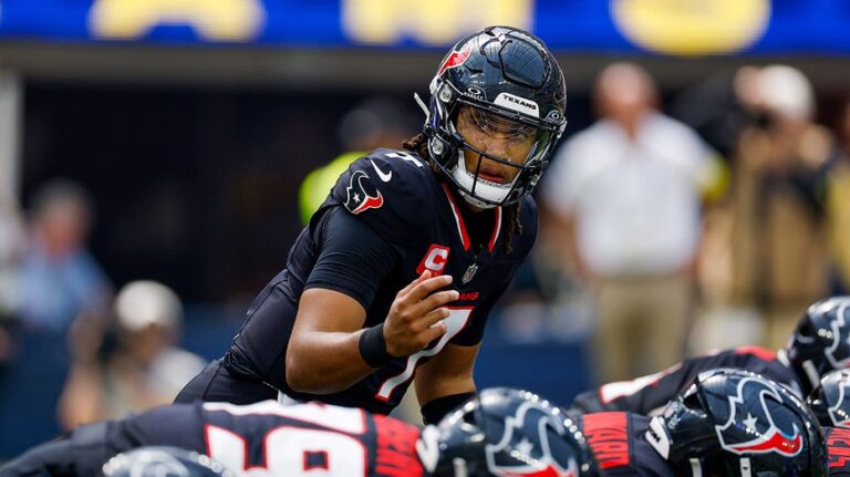 Квотербек CJ Страуд раскритиковал Texans за безынициативность после разгрома от Rams