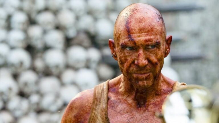 Топ-3 лучших фильма на Netflix сейчас: стоит ли их смотреть