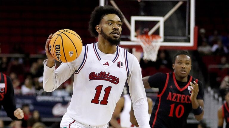 Три студента-баскетболиста из NCAA лишены права играть за нарушение правил ставок