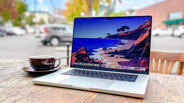 В 2026 году ожидается появление MacBook Pro с OLED-экраном от Samsung