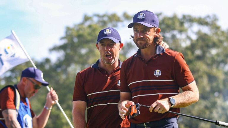 Tommy Fleetwood снова показывает класс, а Рори МакИлрой активно взаимодействует с фанатами на фоне уверенного выступления Европы
