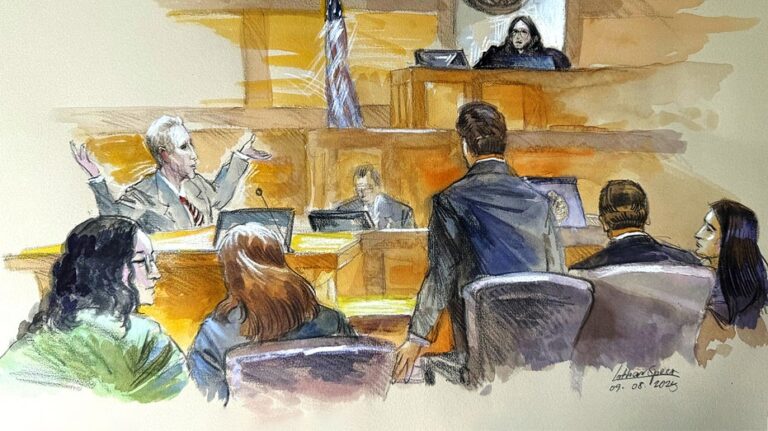 Self-representation ‘almost always a mistake,’ expert warns as Trump trial begins