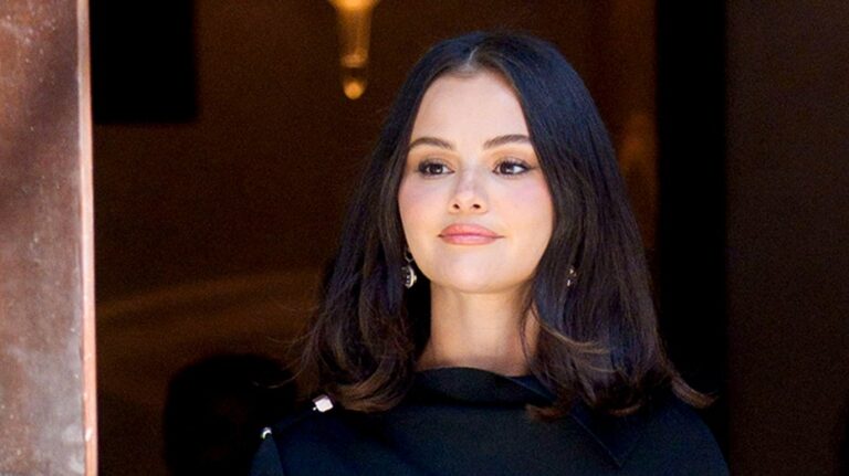 Лайф-стори Селены Gomez: как болезнь Лупус вызывает артрит и меняет жизнь