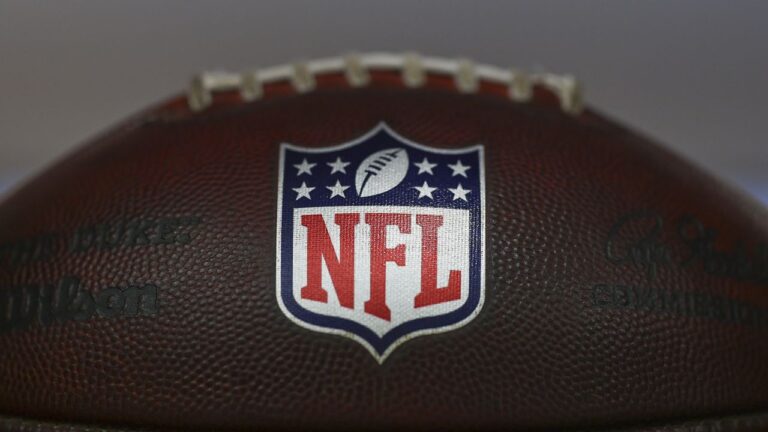 Как смотреть прямые трансляции NFL на Paramount+ в 2025 году