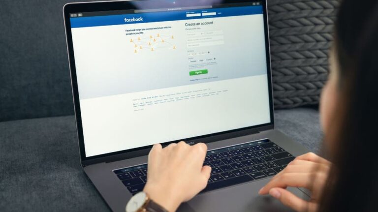 Как мошенники используют ложные блокировки аккаунтов и вредоносное ПО FileFix