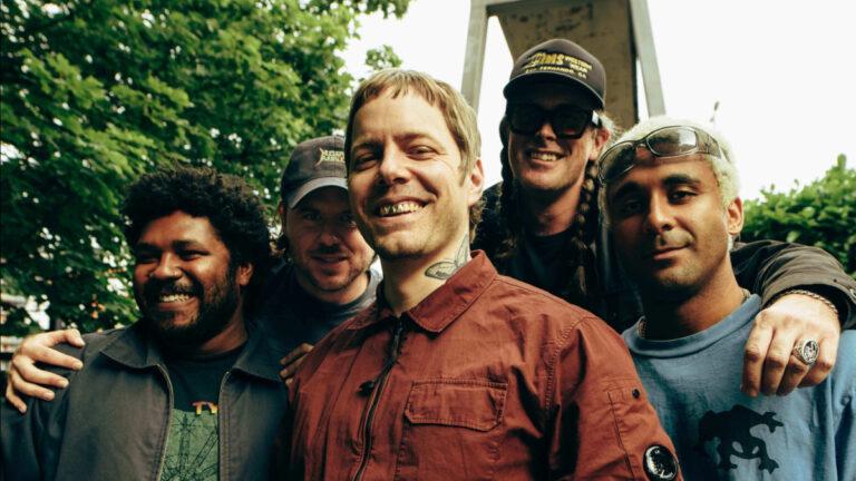 Angel Du$t анонсируют новый альбом и выпускают гитарный трек «Cold 2 the Touch»