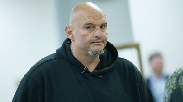 Сенатор Феттерман поздравил с освобождением всех оставшихся заложников и отметил важность мира