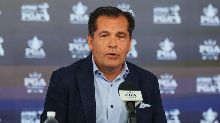 Руководство PGA приносит извинения за поведение болельщиков на Ryder Cup