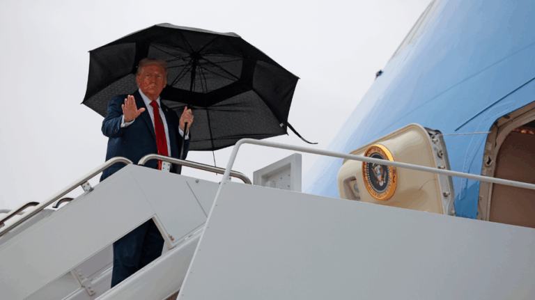 Трамп начинает неделю в Ближнем Востоке, курируя историческое мирное соглашение