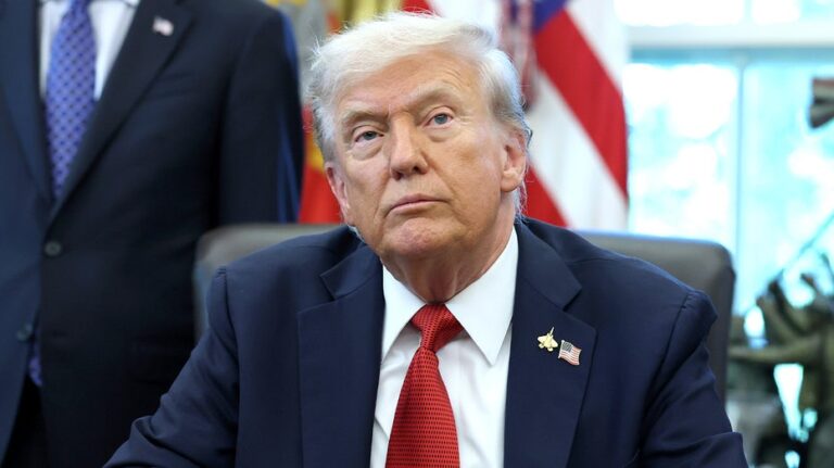 Трамп заслужил признание за достижение мира в Газе, но омрачил успех своим жестким ответом