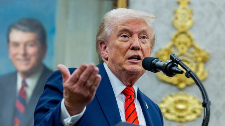 Доктор подтвердил отличное здоровье Дональда Трампа после осмотра в Вальтер Риде