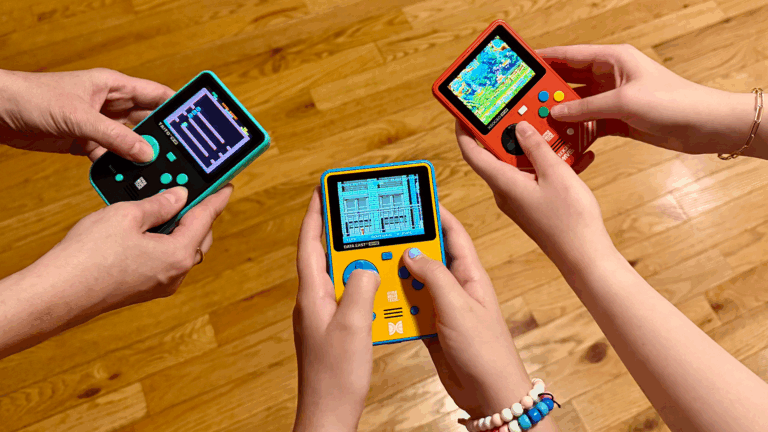 Обзор портативных устройств HyperMegaTech Super Pocket: стиль, функциональность и игровые возможности