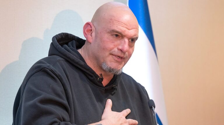 Сенатор Джон Феттерман поддерживает мирное урегулирование конфликта в Палестине и выступает против критики со стороны своих коллег