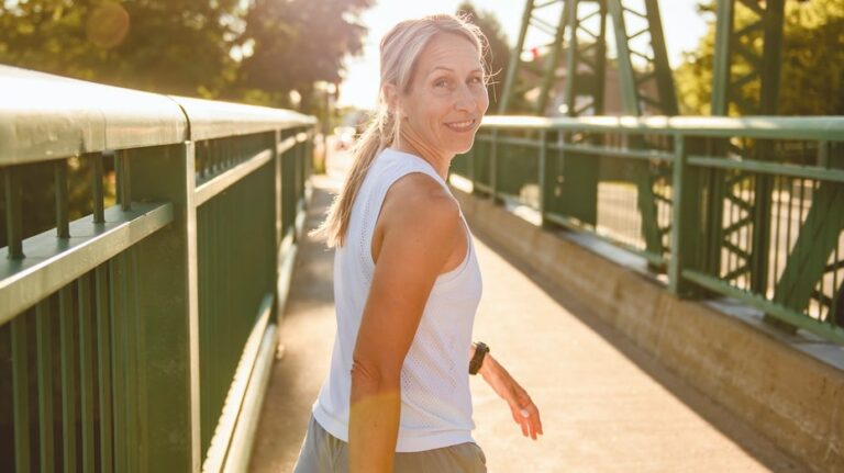 6 шагов утренней рутины для счастья и опасности «развода» со сном