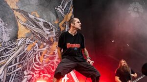Lamb of God выпустили новый трек “Parasocial Christ” с предупреждением об опасности зависимости от социальных сетей