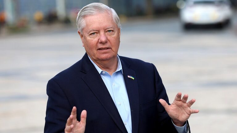 В условиях 39-дневного шатдауна республиканцы усиливают критику Obamacare и призывают к реформам