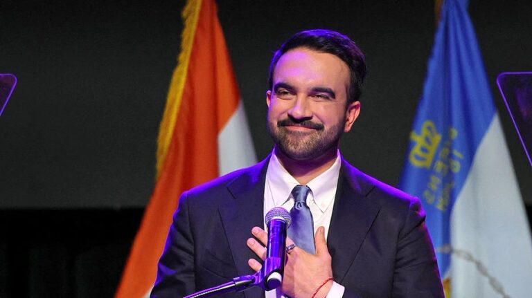 Соцлидерка, живущая за счет родителей, может свергнуть действующего мэра Сиэтла