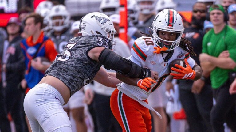 Инцидент на игре Miami: сотрудник команды едва избежал травмы после столкновения с игроком