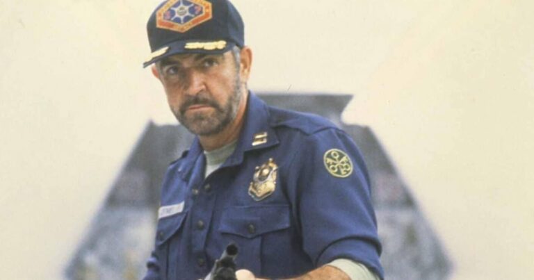 Обзор редкой классики: обновленный в 4K фильм с Шоном Коннери «Outland»