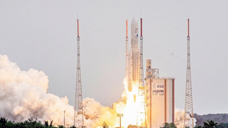 Blue Origin успешно запустила ракету New Glenn с миссией на Марс после задержек