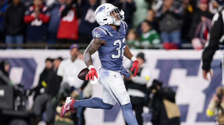 Патриоты уверенно побеждают соперников из AFC East — три тачдауна Тревеона Хендэрсона помогают одержать восьмую победу подряд