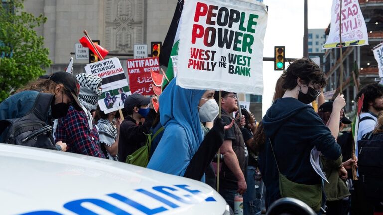 Влияние антисемитизма в школах Филадельфии и реакция властей на рост межнациональной напряженности