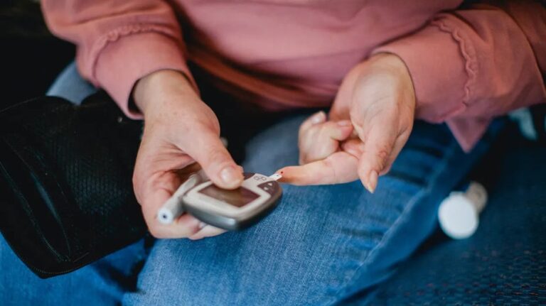 Безигольные методы контроля уровня глюкозы: ближайшее будущее диабетиков