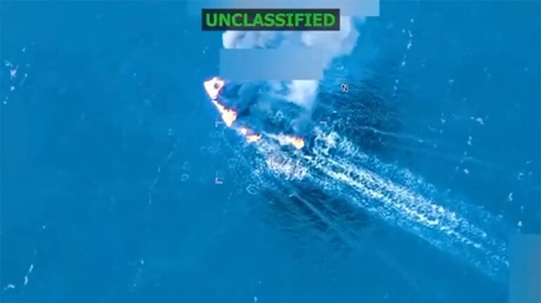 Рост напряженности в американской политике вокруг военных операций на Карибах и обвинений в военных преступлениях