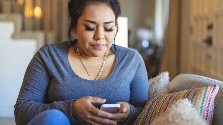 Массовый слив данных: как 3,5 миллиарда номеров WhatsApp оказались в открытом доступе