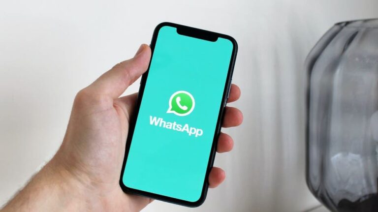 Новая кампания malware использует WhatsApp Web для автоматической доставки банковского трояна
