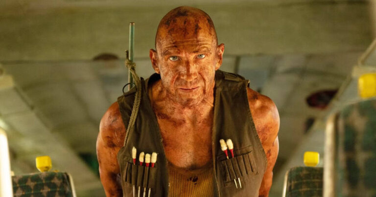 В прокате побеждает фильм «Милосердие», но зимние бураны мешают зрителям ходить в кино