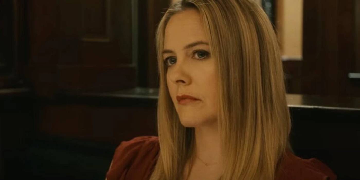 Алисия Силверстоун в фильме "Reptile"