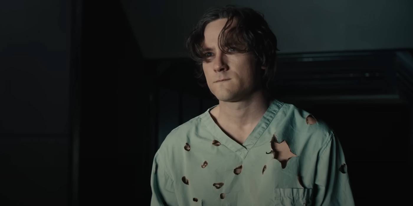 Боб грустный в рваной одежде в "Торнболтах"