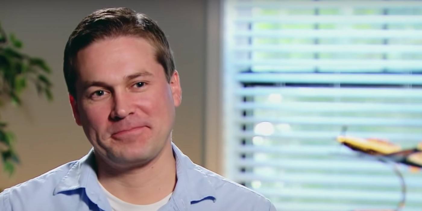 Эрик Лейк разговаривает с камерой в шоу "Married At First Sight".