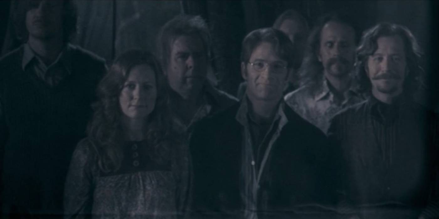 Фото из книги "Первый отряд Феникса", на котором изображены Лили, Джеймс и Сириус из "Гарри Поттер и Орден Феникса".