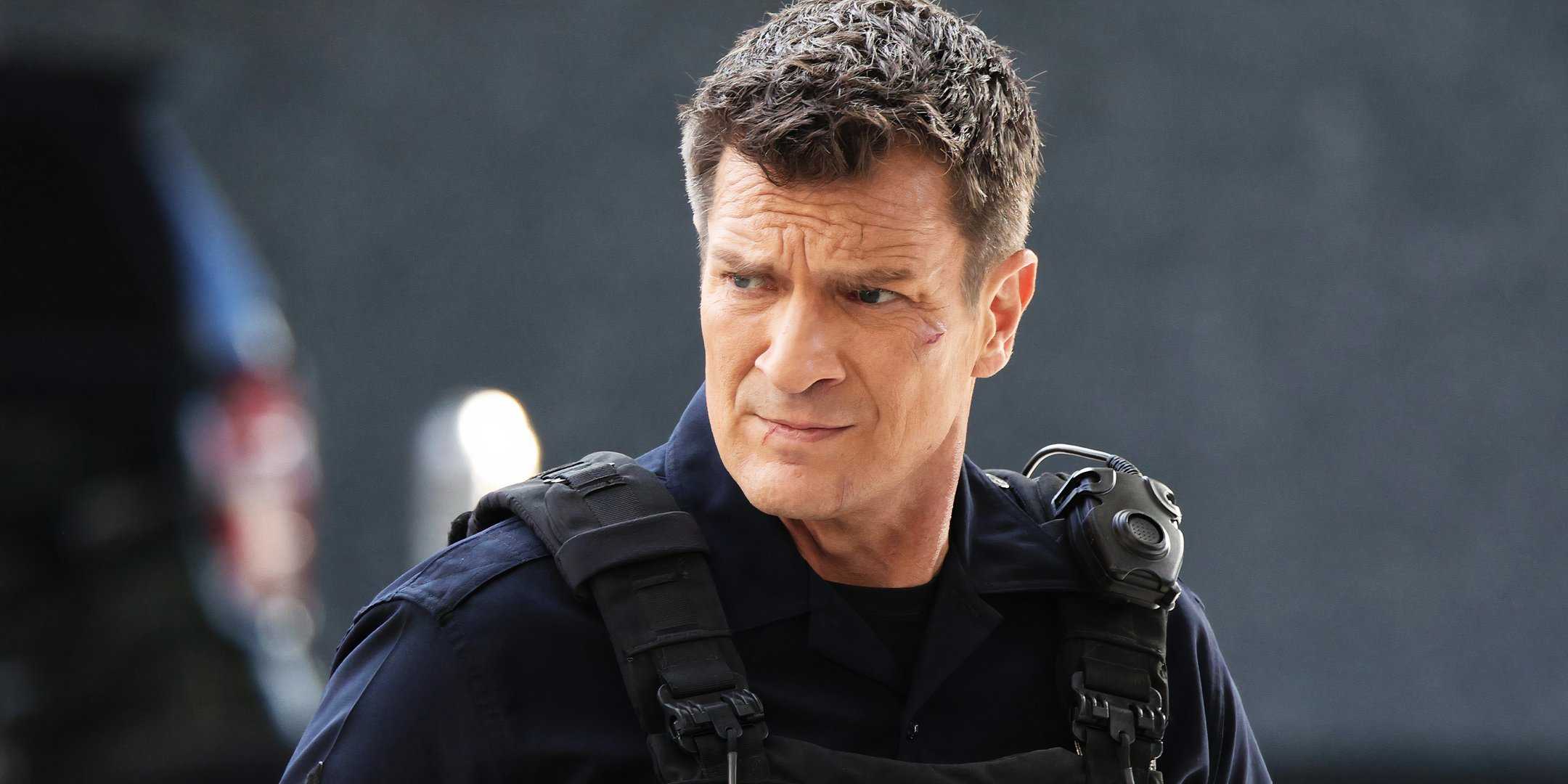 Нэтан Филлон в роли Джона Нолана в "The Rookie".