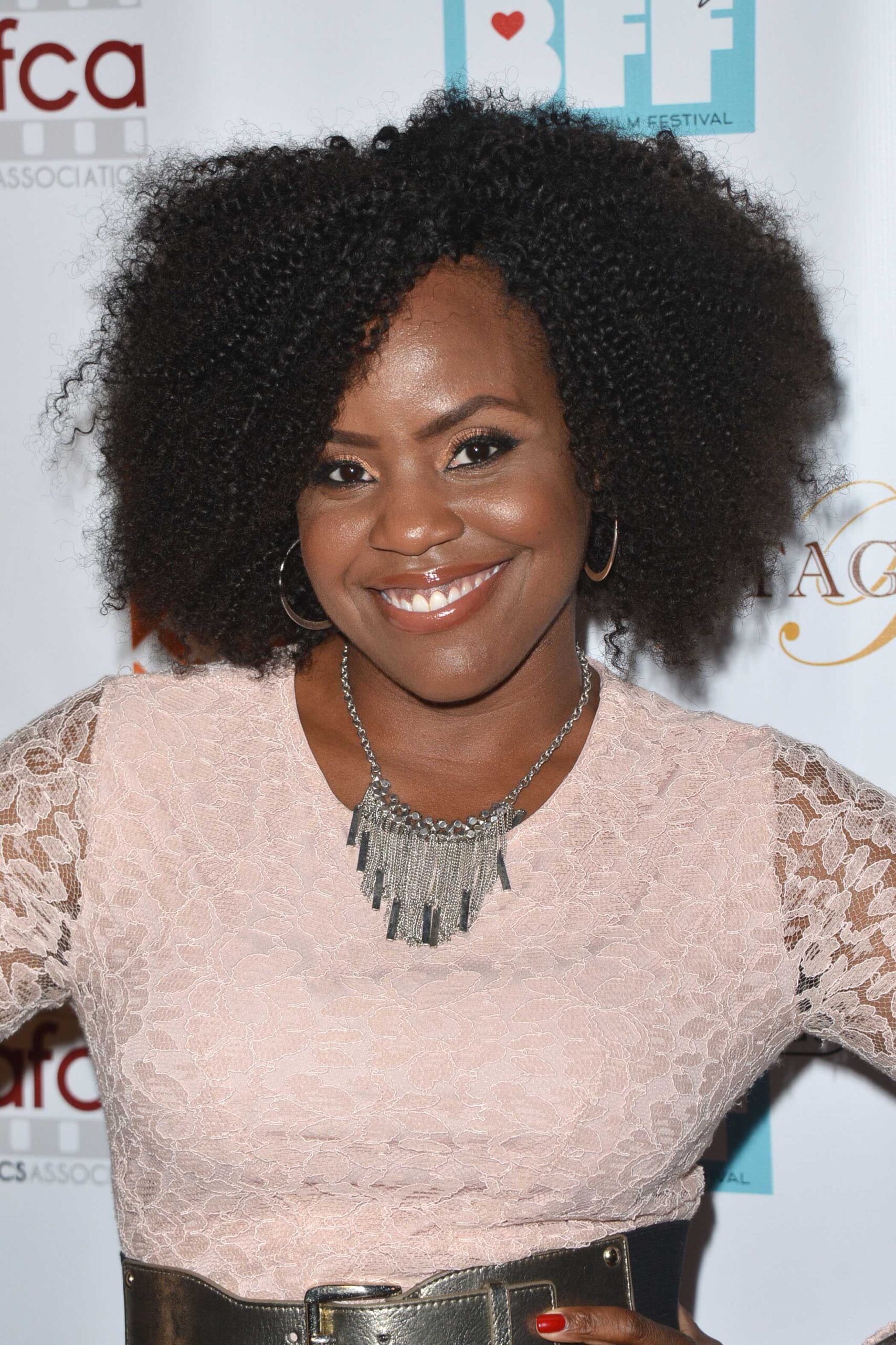 Фотография Хэнефа Ууд