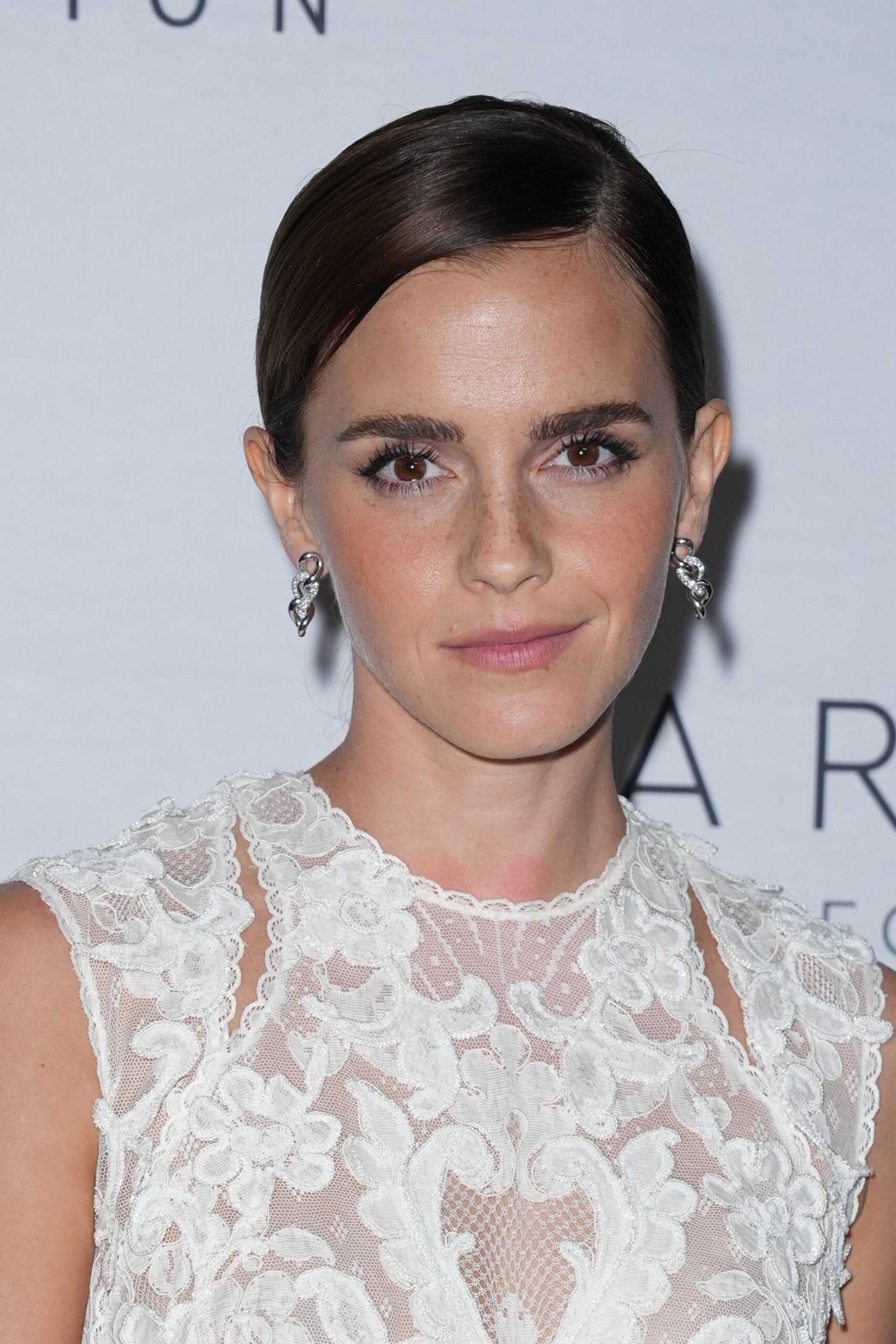 Фотография Эммы Уотсон на ужине Caring For Women, организованном Kering Foundation