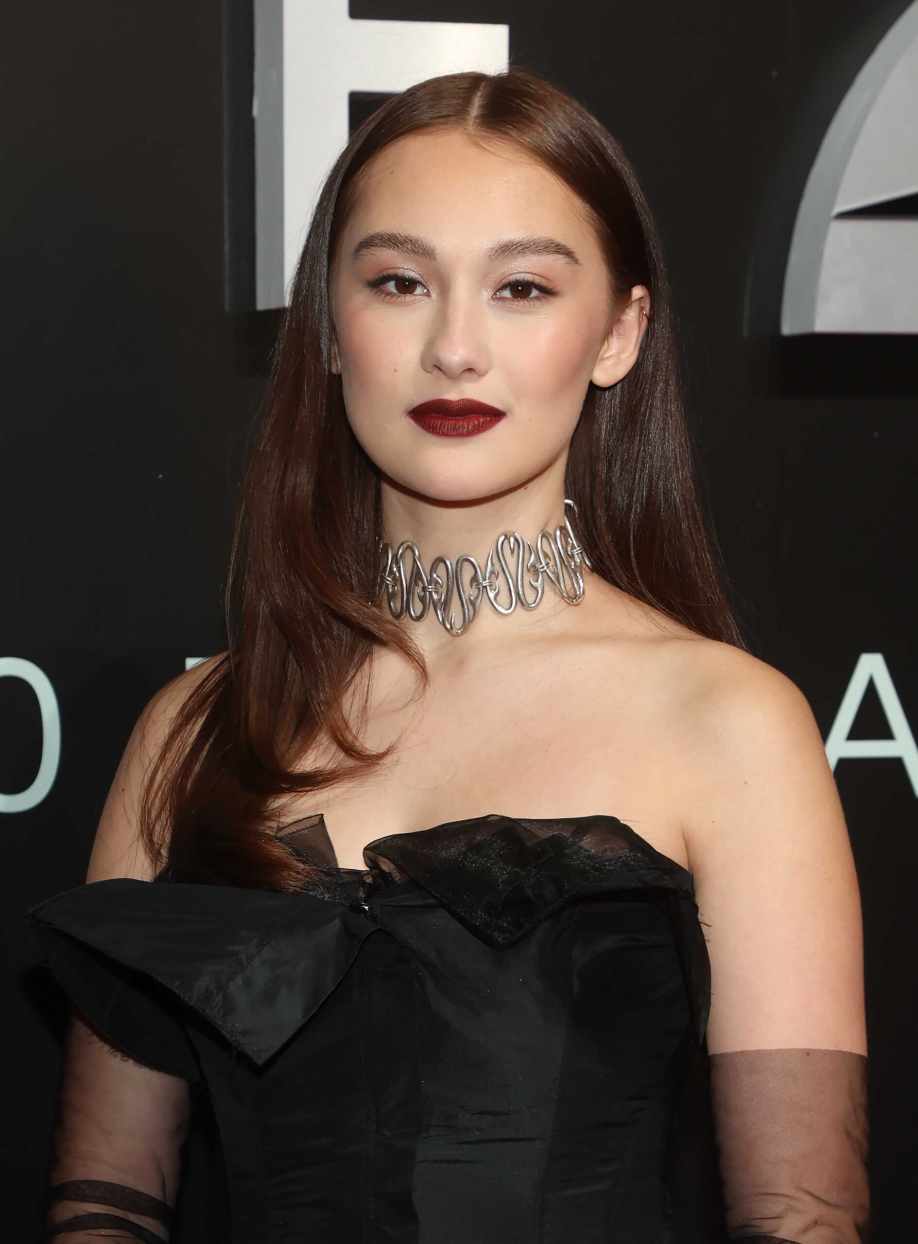 Фото Лолы Тунг