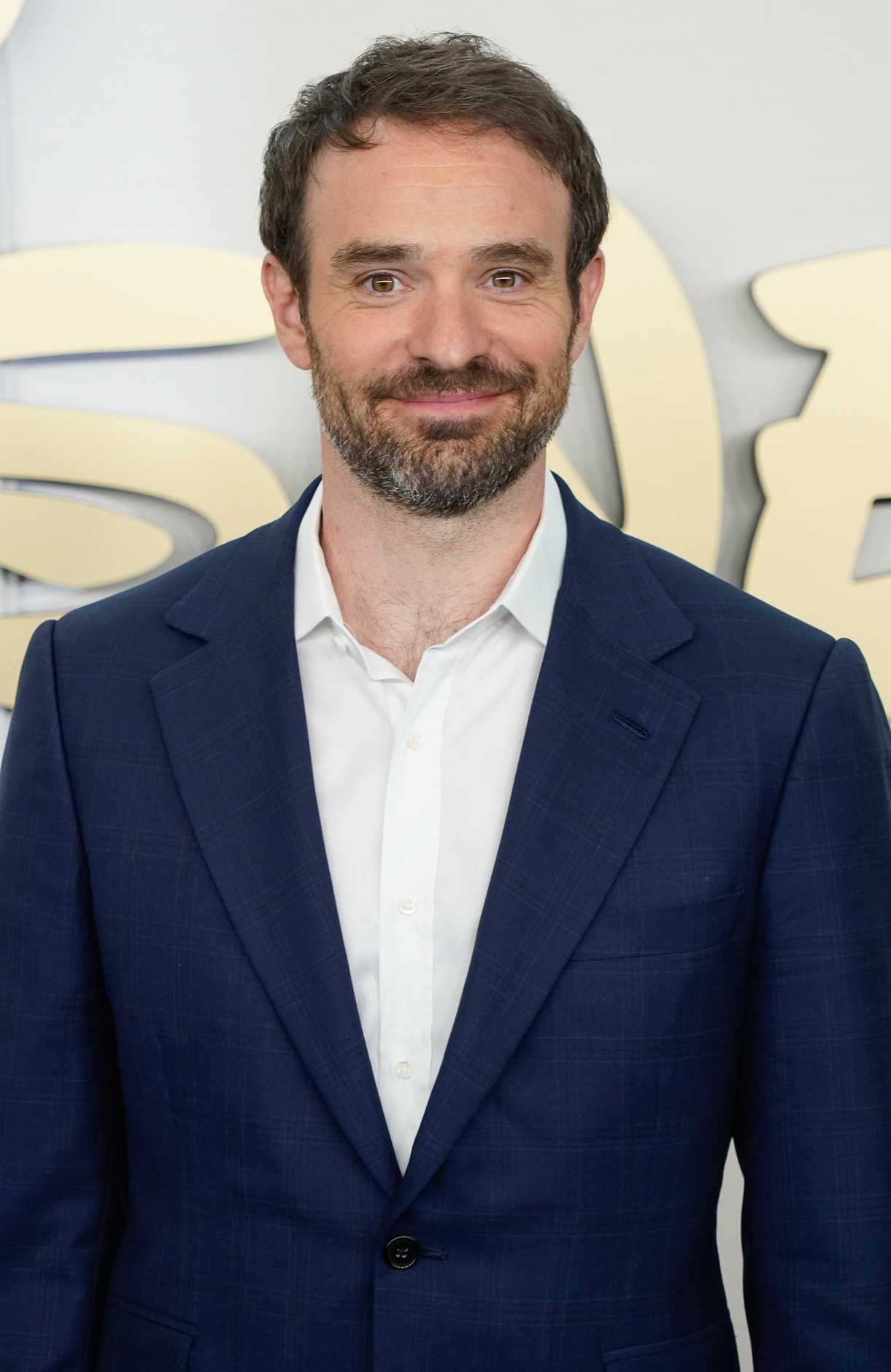 Фотография Чарли Кокса на Disney Upfront 2024