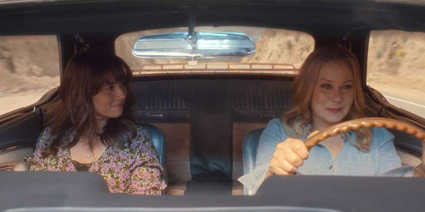 Кристина Аплгейт; Линда Карделлини; Netflix