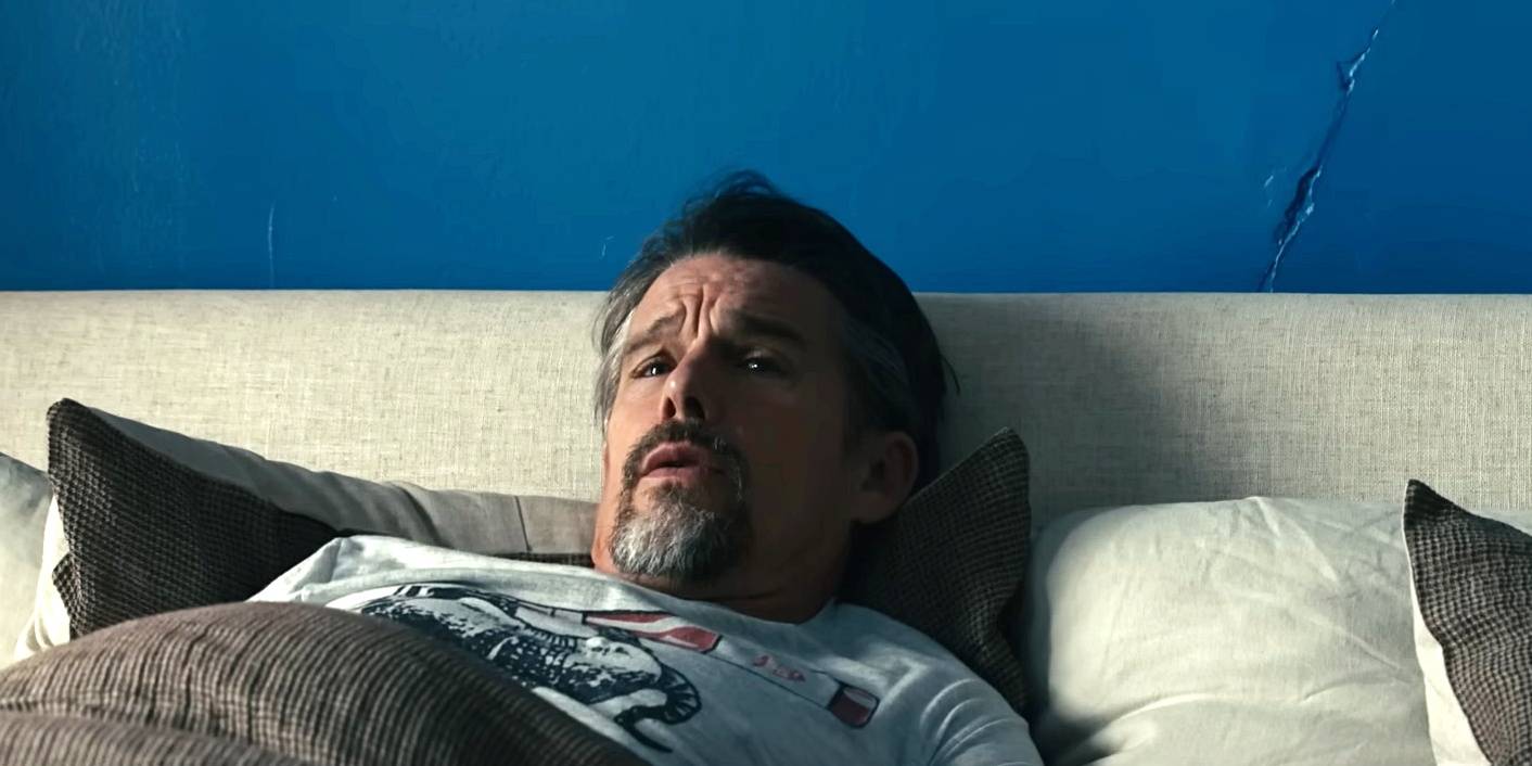 Этан Хак как Клей Санфорд в фильме "Оставьте мир позади".