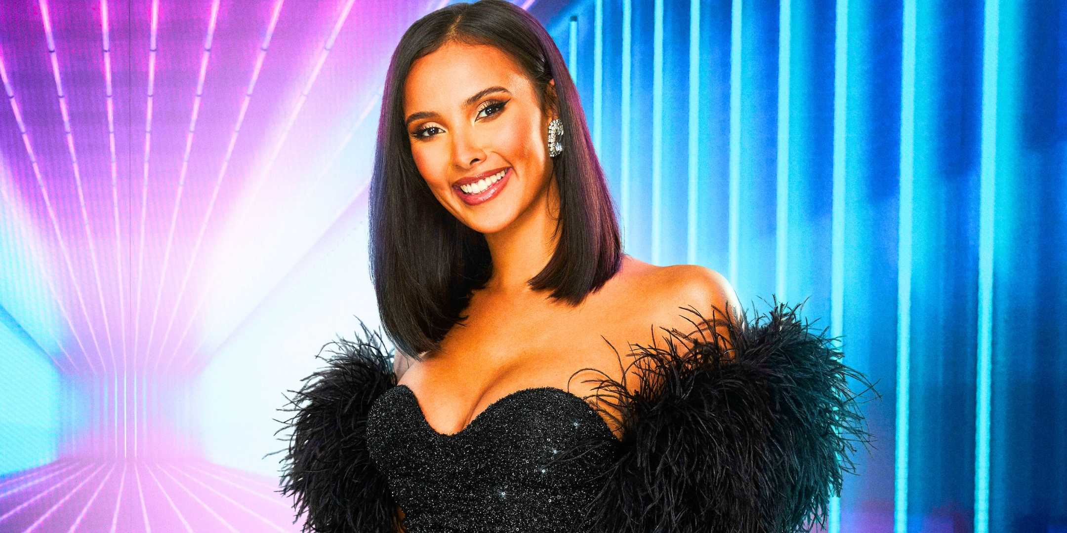 Мея Джама, участница Love Island UK, улыбается на промо-фото