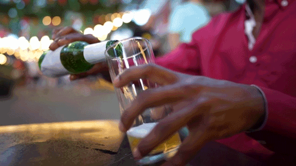 Что такое «умеренное» потребление алкоголя и кому стоит полностью отказаться от него