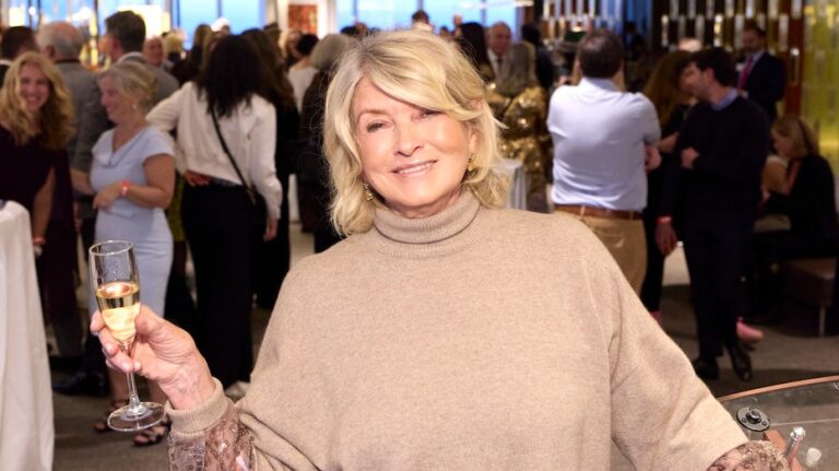 Martha Stewart раскрывает секреты долголетия и гармонии с собой: 7 советов для активного и счастливого старения