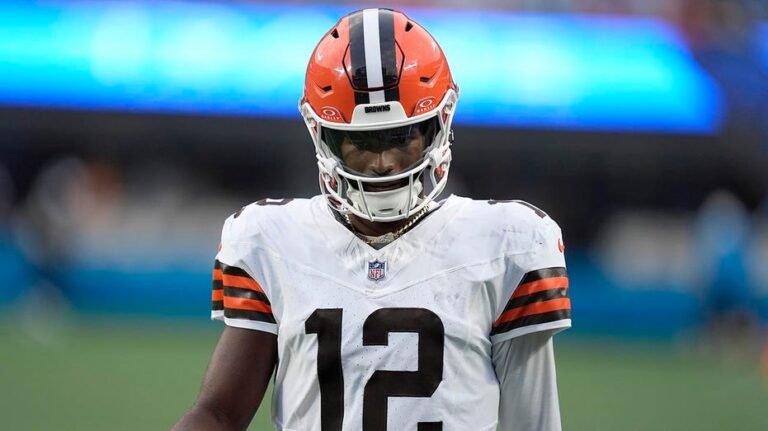 Новый тренер Browns рассказал Shedeur Sanders о прошлом желании его подписать